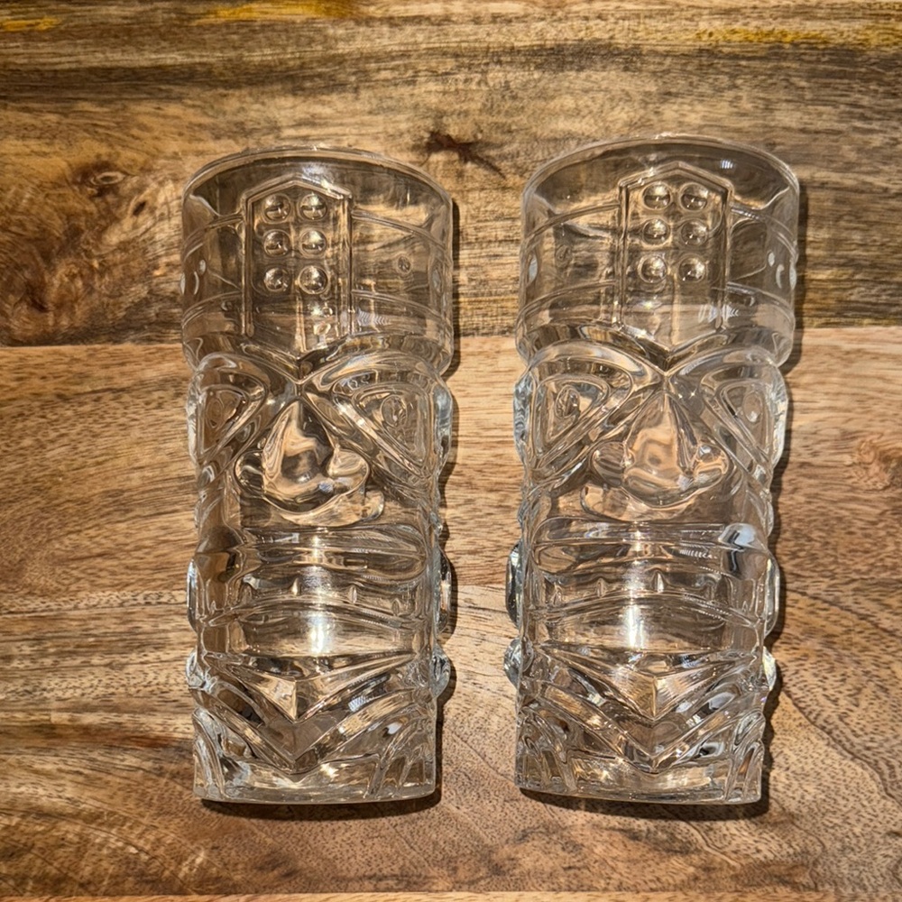 Clear Vintage Forum Tiki Glasses 2- piece set 7”H x 3”W no chips